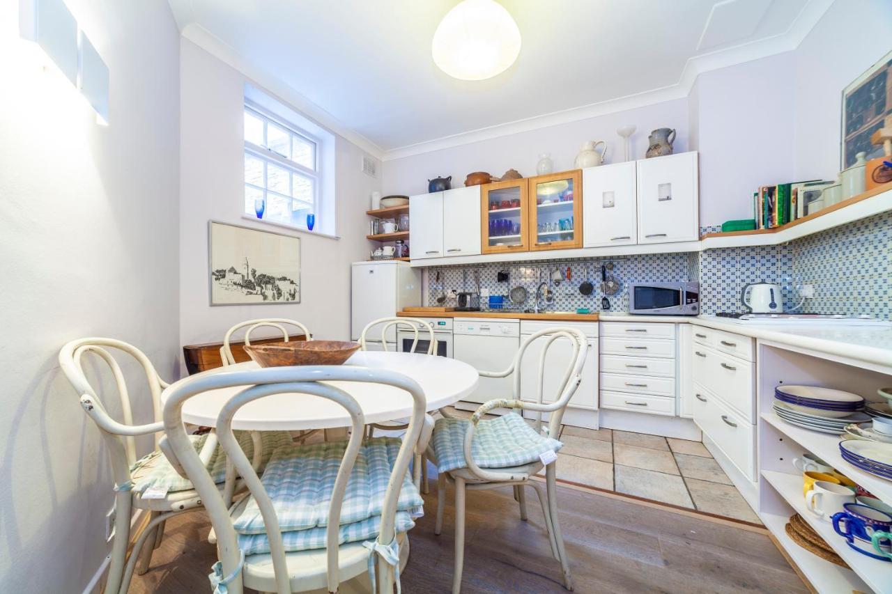 Kynance Mews Rustic And Unique Three Bedroom Mews House With A Private Courtyard Λονδίνο Εξωτερικό φωτογραφία